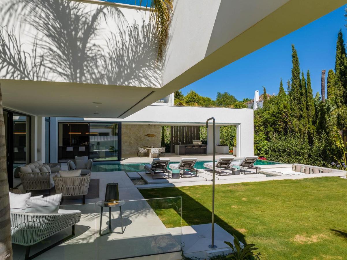 Vacation Marbella I Villa Sirius, Golf Valley, Private Heated Pool, Sauna, Billiard, Cinema, Awarded Holiday Rental Exterior photo