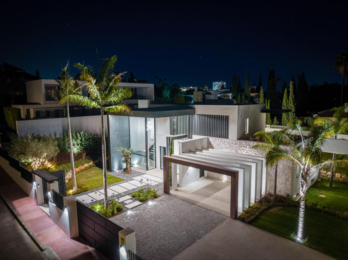 Vacation Marbella I Villa Sirius, Golf Valley, Private Heated Pool, Sauna, Billiard, Cinema, Awarded Holiday Rental Exterior photo